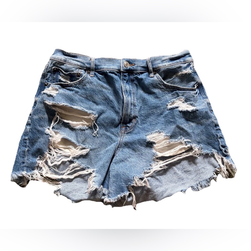 American Eagle Highest Rise 90s Boyfriend Shorts Distressed Denim Size 10